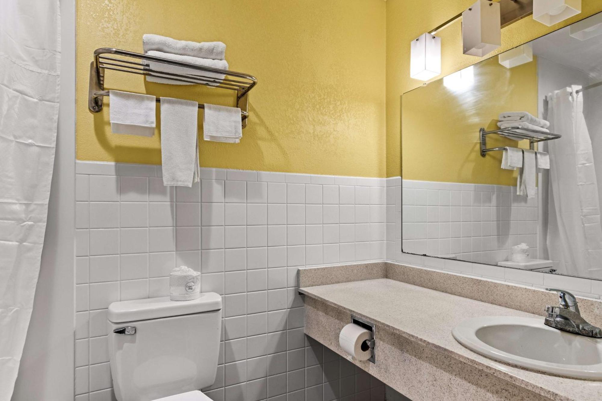 Americas Best Value Inn Карлайл Екстер'єр фото